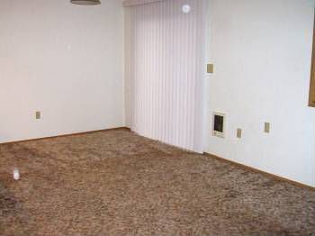 2nd image of 812 SE 152nd Ave