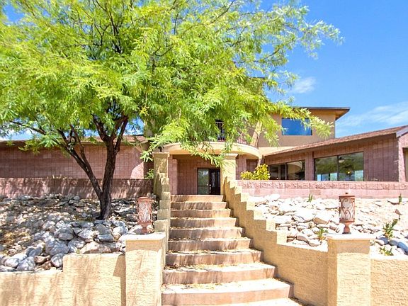 2nd image of 4220 N Sierra Chapita