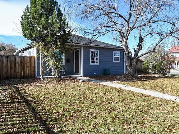2nd image of 801 S Umatilla Way