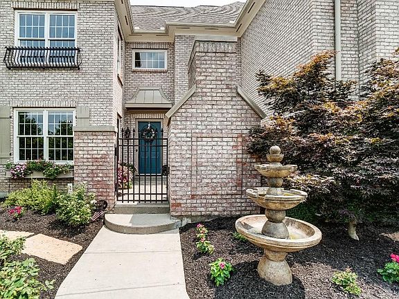4th image of 8642 Woodland Point