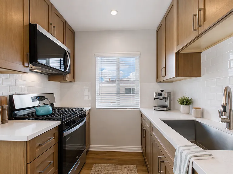506-524 Parker Dr — Photo 8