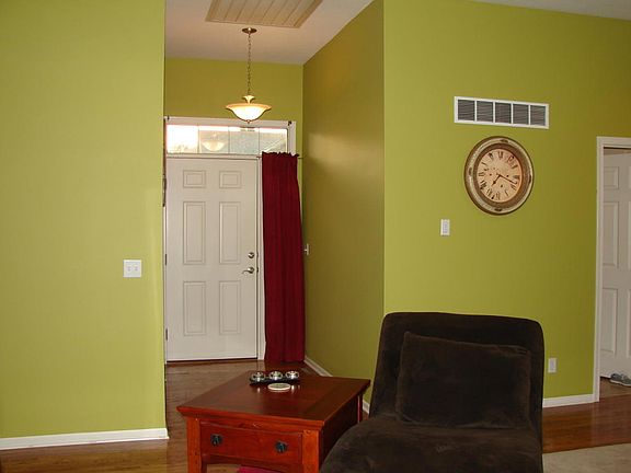 4th image of 2609 Andrew Ct