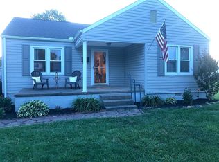 715 Clark Dr, Saint Albans, WV 25177