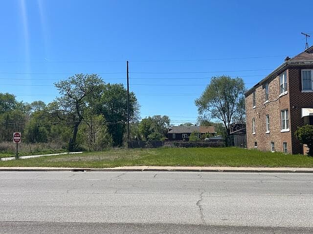 2nd image of 1232-38 Grant St