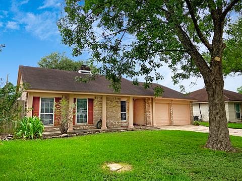 1st image of 106 Brigadoon Ln