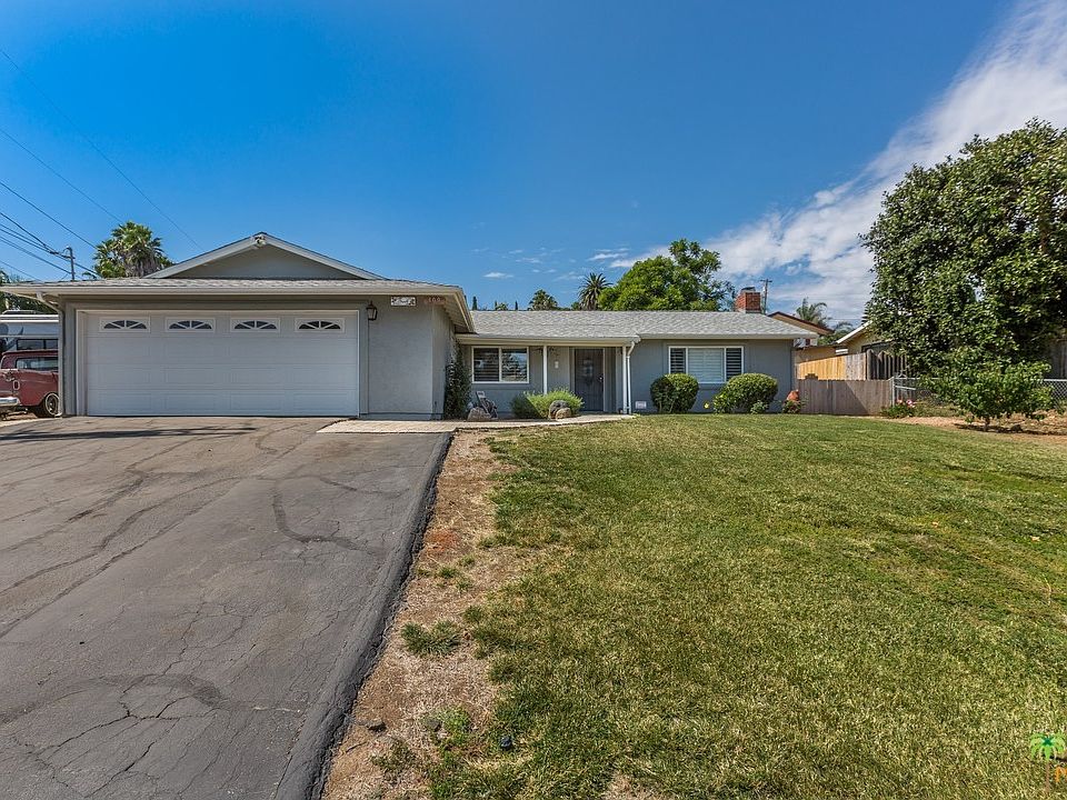 1st image of 309 Poinsettia Ave