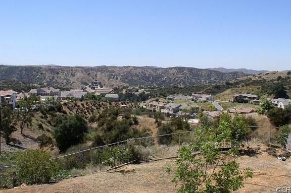 4th image of 31165 Danelaw Ave