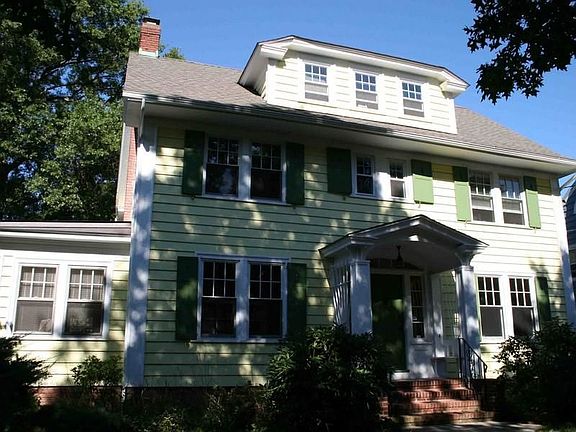 Gracious Colonial