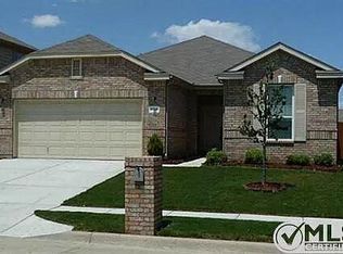 5729 Sapphire Pool Trl, Fort Worth, TX 76244