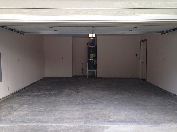 2nd image of 320 154th St E