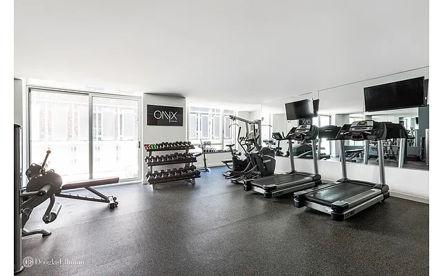 Rented by Douglas Elliman | media 23