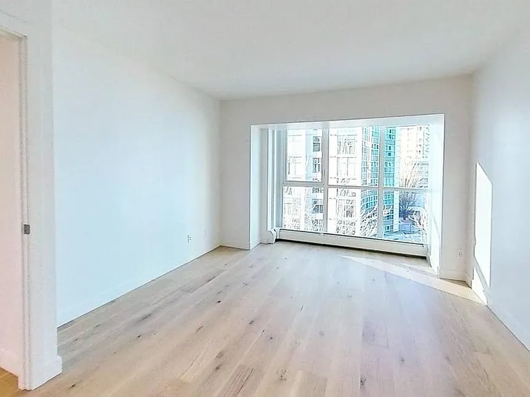 1338 Homer St #8XX — Photo 4