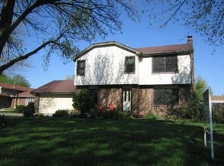 3523 Donovan Dr, Crete, IL 60417