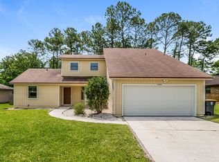 8250 Spencers Trace Dr, Jacksonville, FL 32244