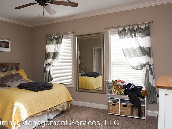 5th image of 111 Tanglewood Dr