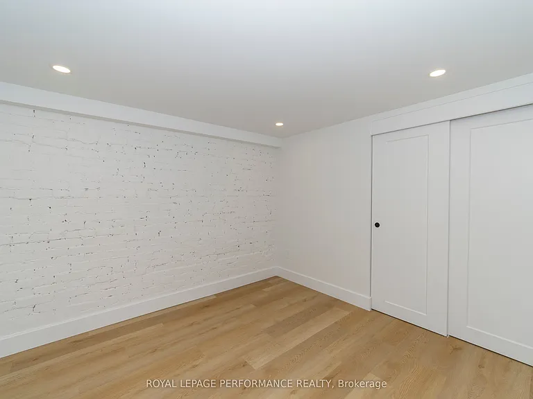 19 Monk St #1 — Photo 17