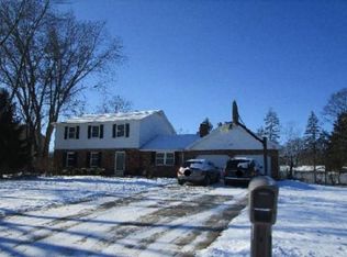 15037 Woodpine Dr, Monroe, MI 48161