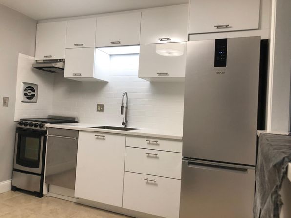 1 Colonial Dr #5E