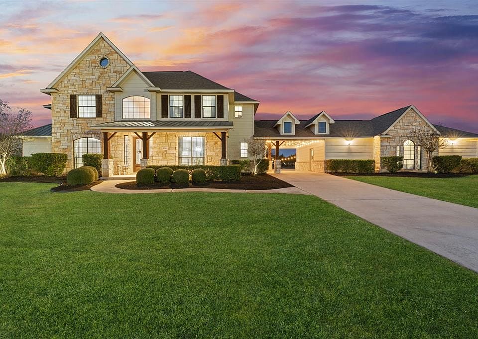 1st image of 12019 W Border Oak Drive