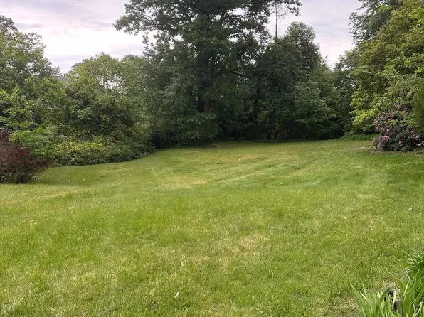 4611 Upland Dr, Alexandria, VA 22310