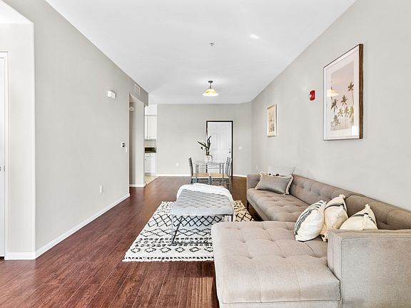 4th image of 8654 Sunland Blvd #3ac3d7615