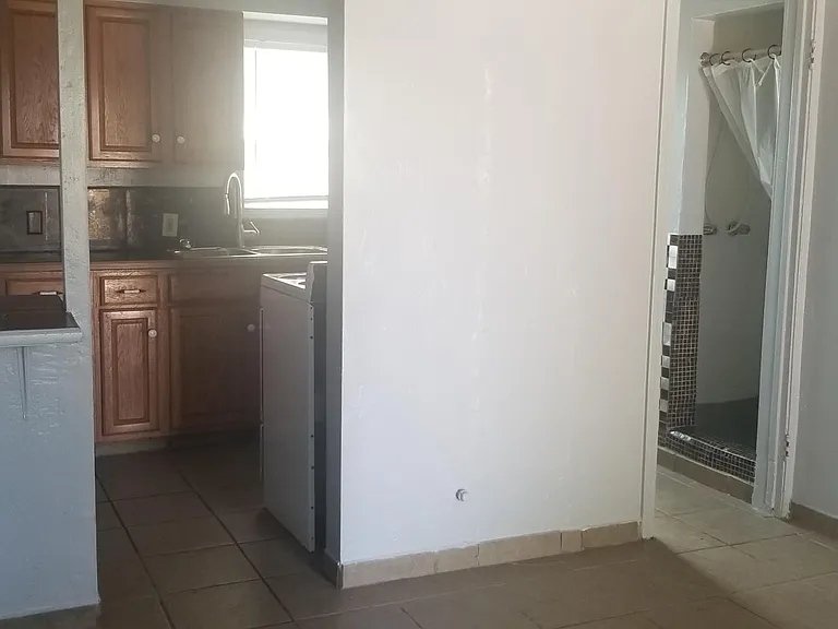 111 Hopkins Ave #2 — Photo 4