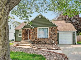 893 Langlade Ave, Green Bay, WI 54304