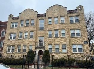 8557 S Bennett Ave #3, Chicago, IL 60617