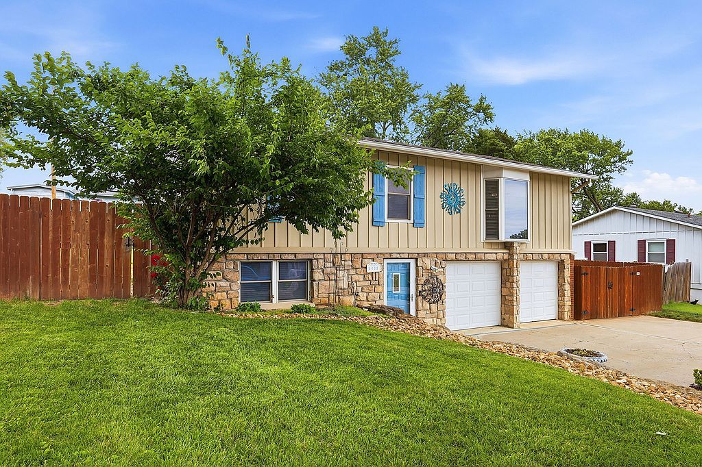 8430 Tauromee Ave - Property Image