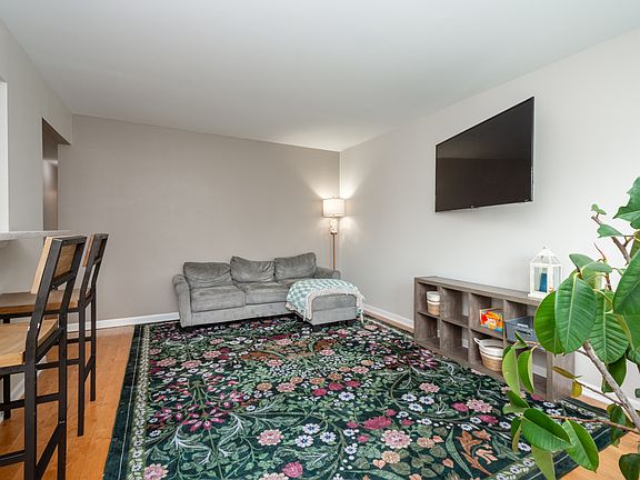 2nd image of 26914 116th St