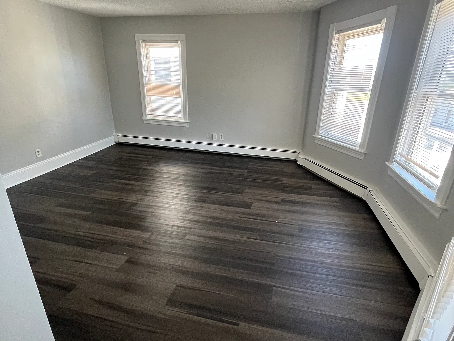 2 bed, $1,600 — Photo 3