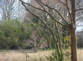 305 S 4th St, Colbert, GA 30628