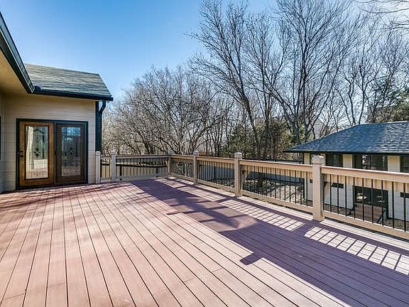 4th image of 2410 N Vinegate Cir