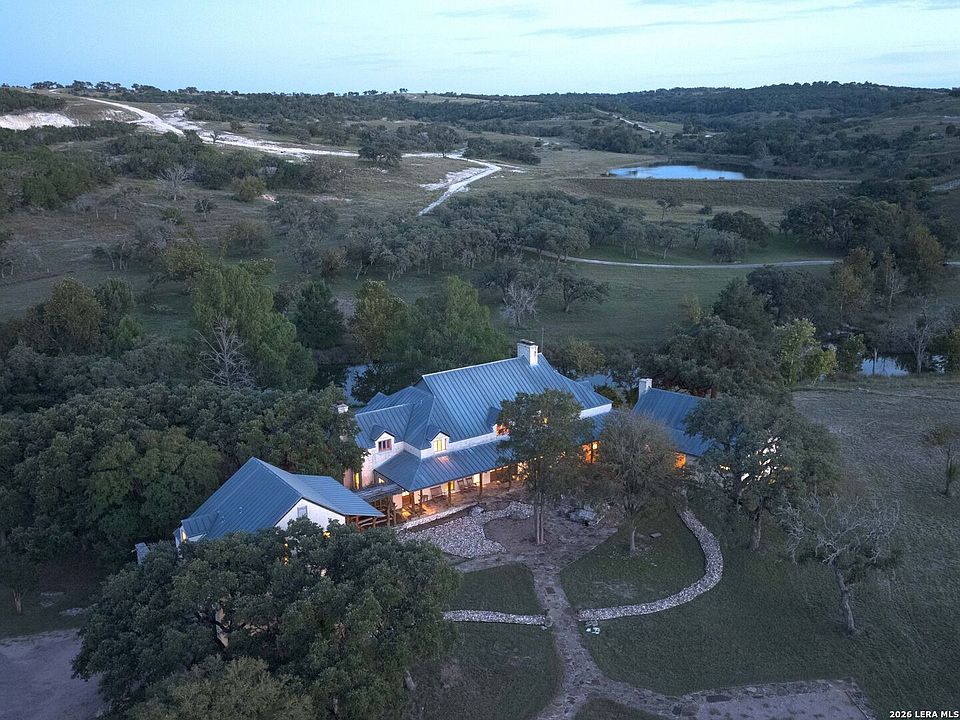 1st image of 730 Eagle Ridge