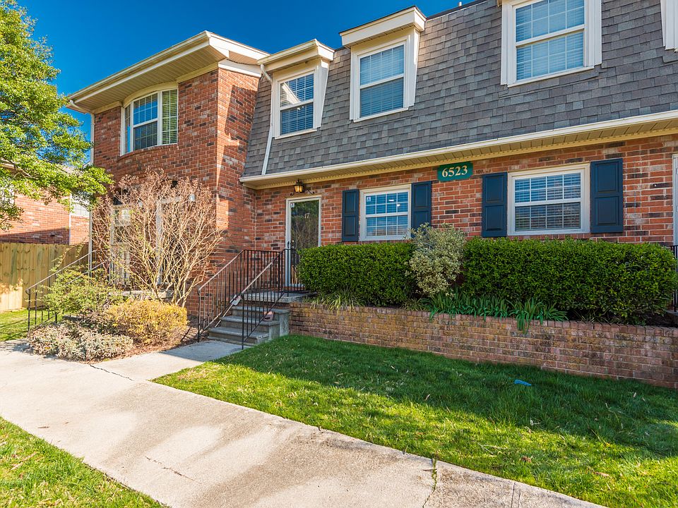 1st image of 6523 Deane Hill Dr APT 17