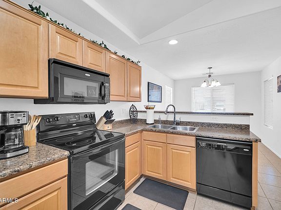 4th image of 16887 W BELLEVIEW Street