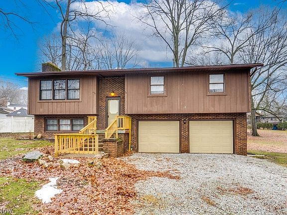 2nd image of 1510 Woodland Dr