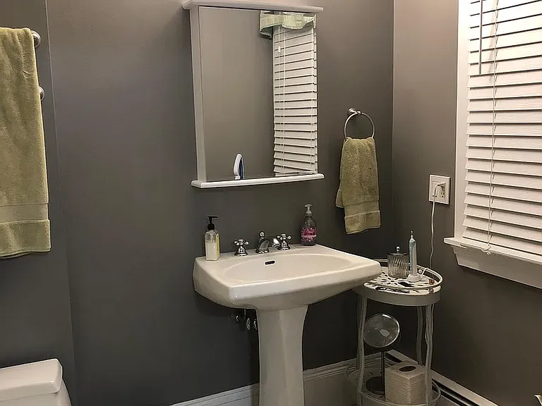 33 Mystic St #2 — Photo 8