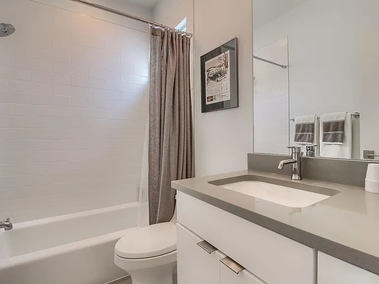 2112 Thornton Rd — Photo 33