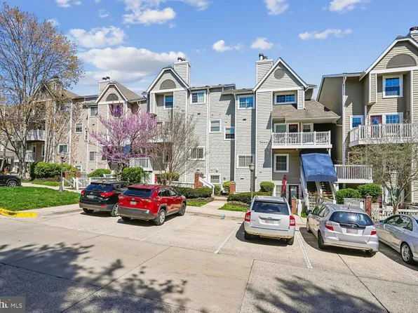5804 Inman Park Cir APT 210, Rockville, MD 20852