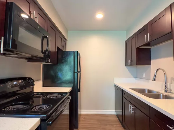 3423-3443 Marlborough Ave