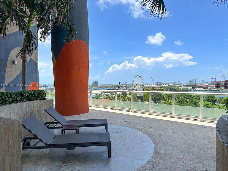 50 Biscayne Blvd #411 — Photo 33