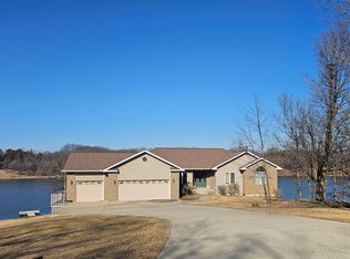 32061 Falcon Dr, Unionville, MO 63565