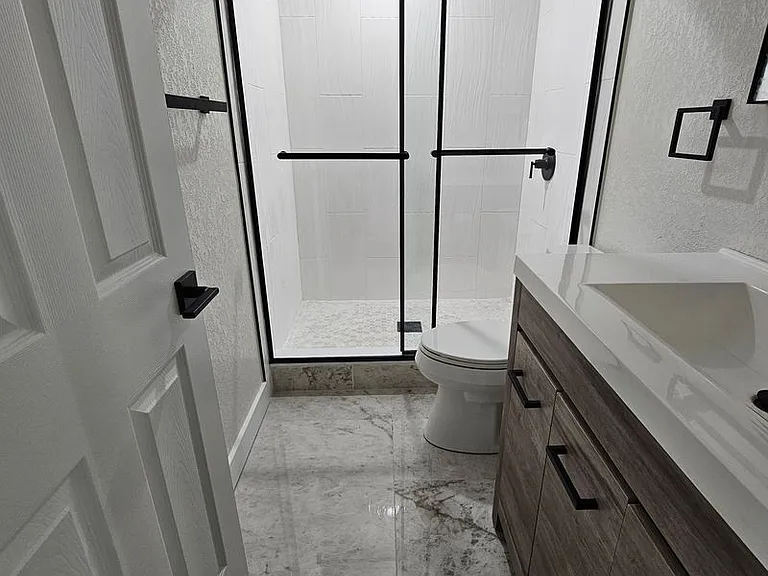 1375 Coral Way S — Photo 23