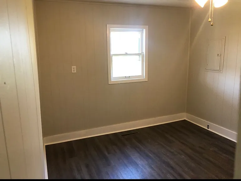 1607 S Britton St — Photo 6