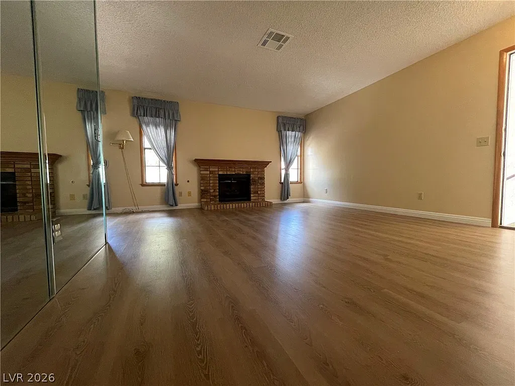 2 bed, 2.0 bath, 1013 sqft, $1,250 — Photo 3