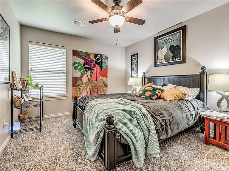 5009 Crater Lake Dr — Photo 17