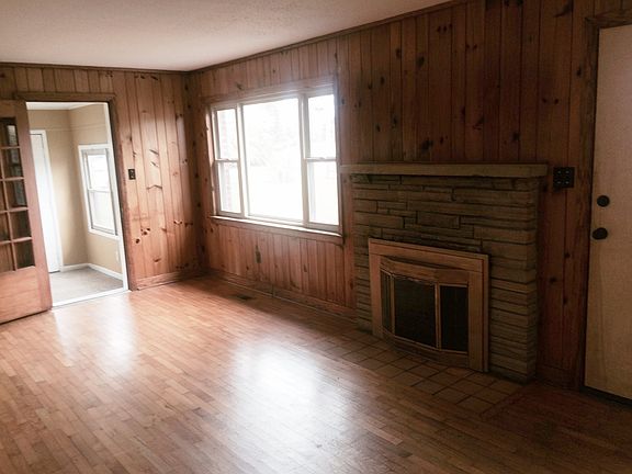 3rd image of 503 Lindy Dr