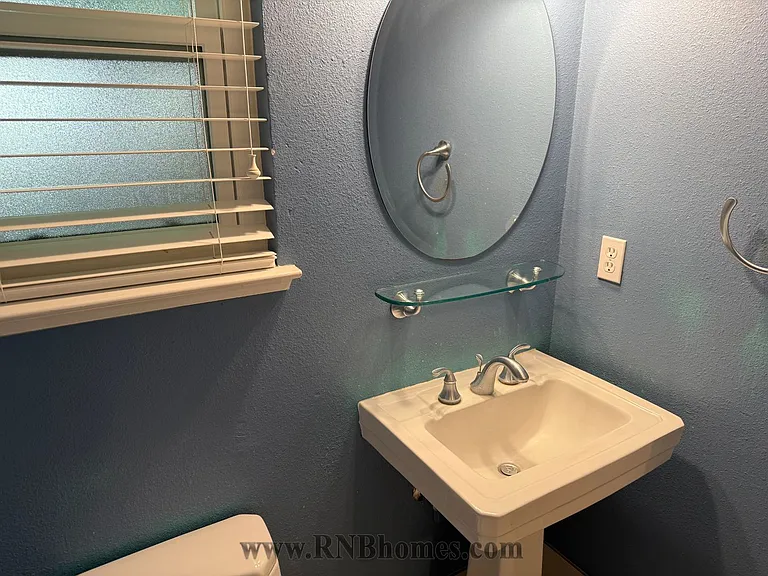 8301 Dalkeith Way — Photo 9