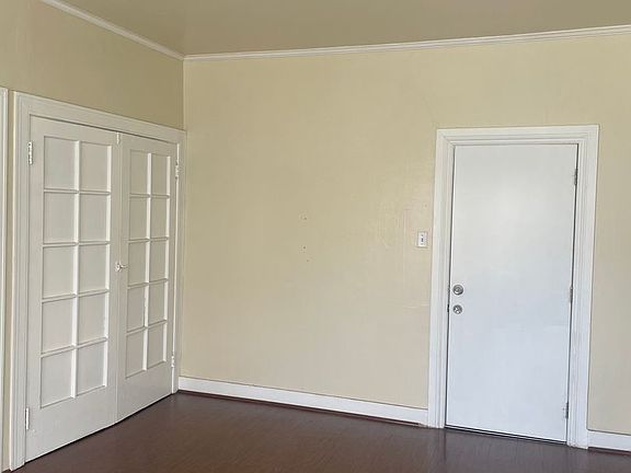 4th image of 1361 W Sunset Blvd APT 19